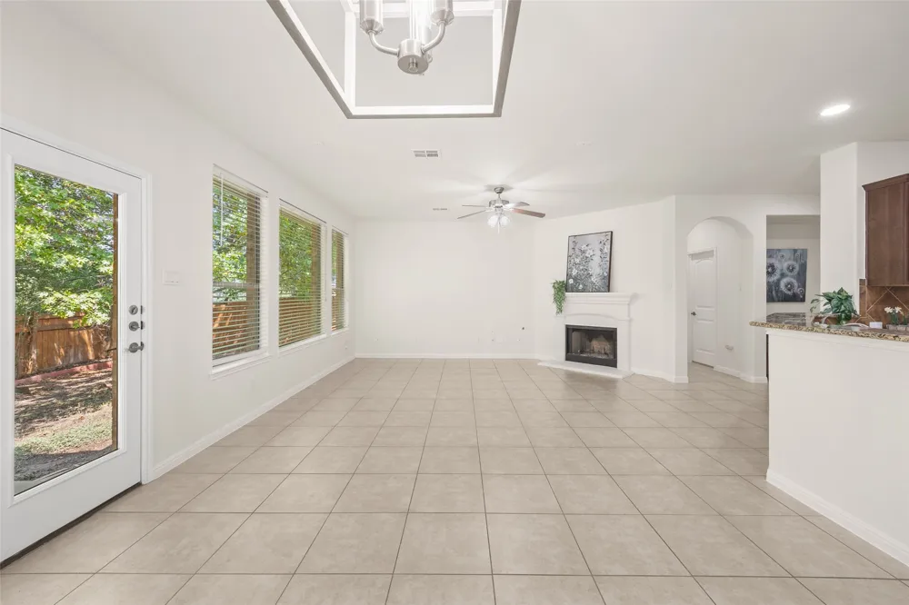 9624 Sawyer Fay Lane Austin, TX 78748