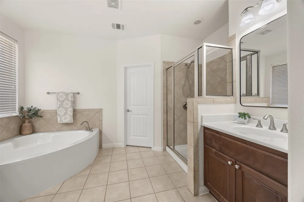 9624 Sawyer Fay Lane Austin, TX 78748