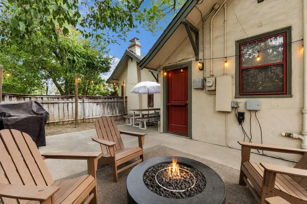2700 Washington Avenue Waco, TX 76710