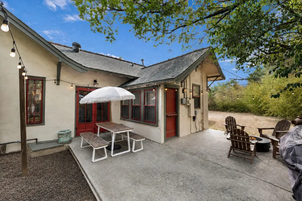 2700 Washington Avenue Waco, TX 76710