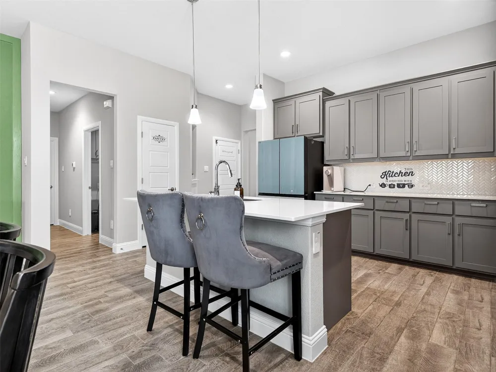 2504 Wren Lane Denton, TX 76205