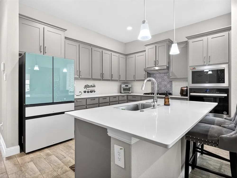 2504 Wren Lane Denton, TX 76205