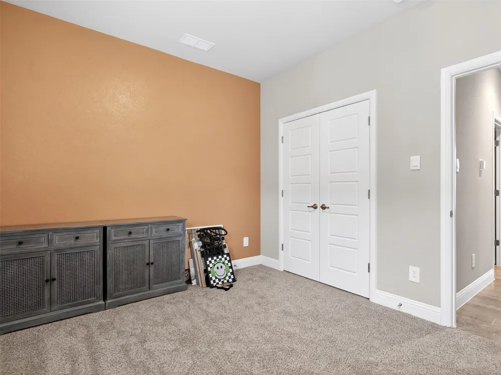 2504 Wren Lane Denton, TX 76205