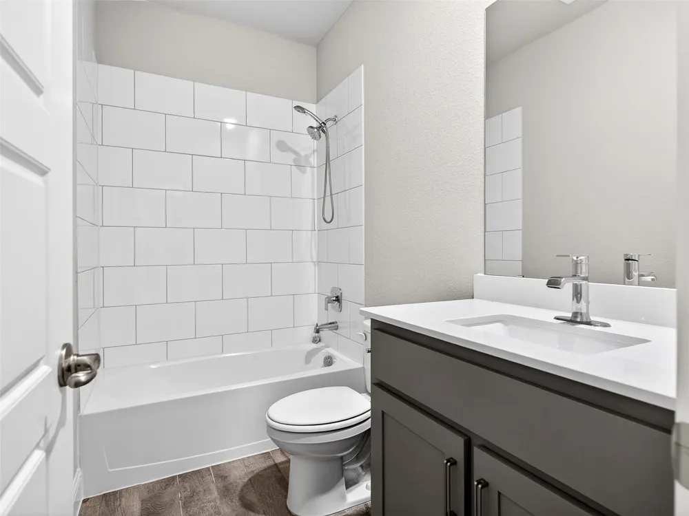2504 Wren Lane Denton, TX 76205