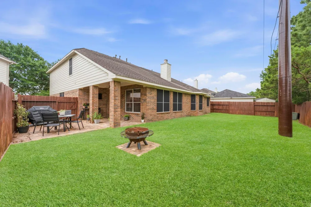 17439 Sweet Song Drive Tomball, TX 77377