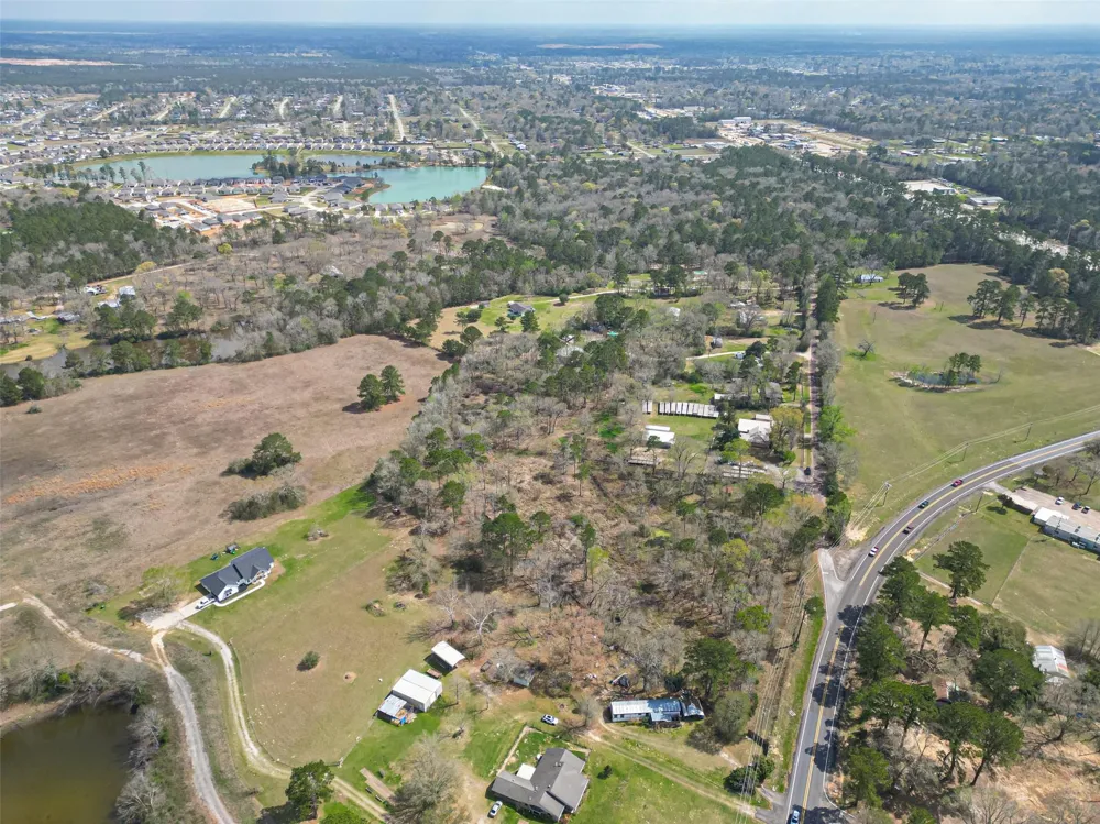 1004 Kelley Road Conroe, TX 77303