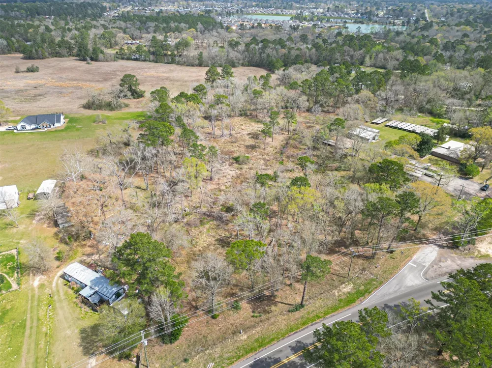 1004 Kelley Road Conroe, TX 77303