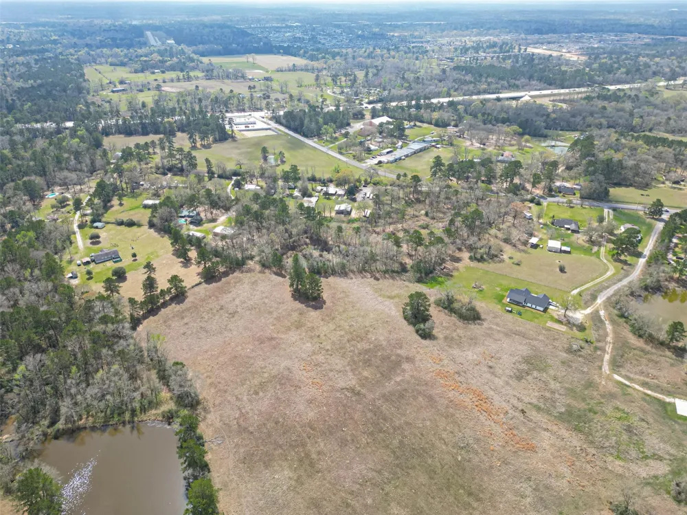 1004 Kelley Road Conroe, TX 77303
