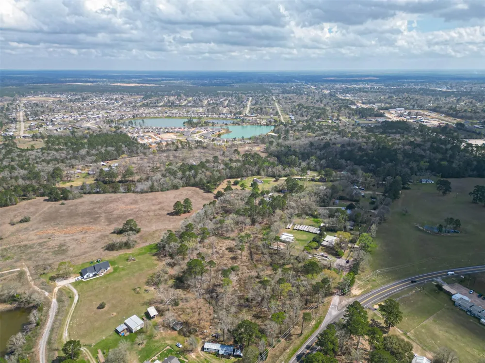 1004 Kelley Road Conroe, TX 77303