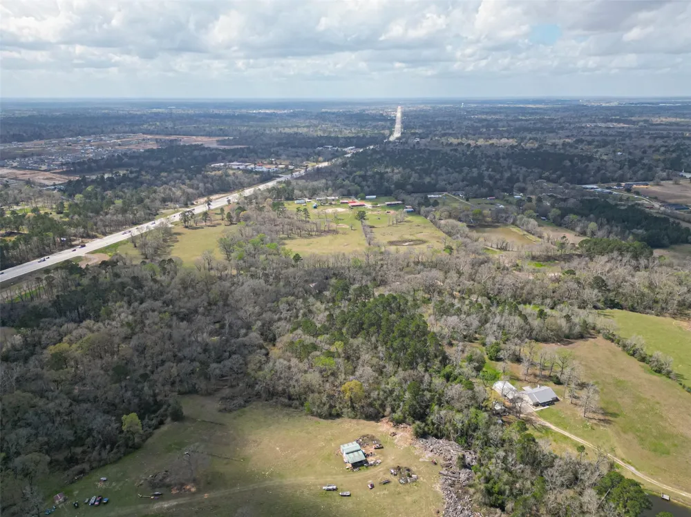 1004 Kelley Road Conroe, TX 77303