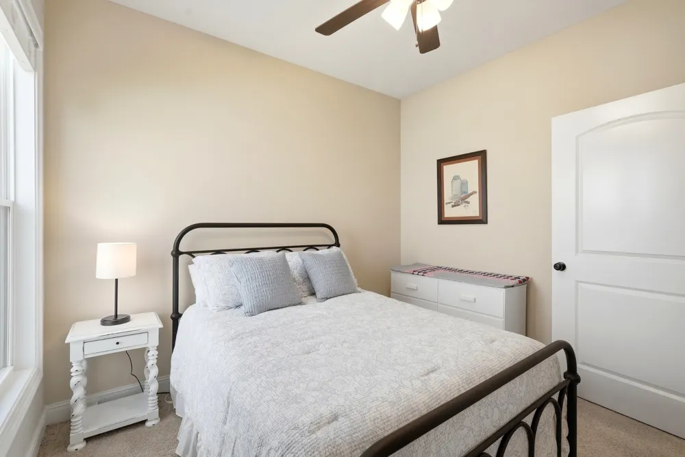 1056 Malinda Ln Greenbrier, TN 37073