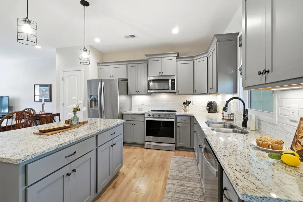 1056 Malinda Ln Greenbrier, TN 37073