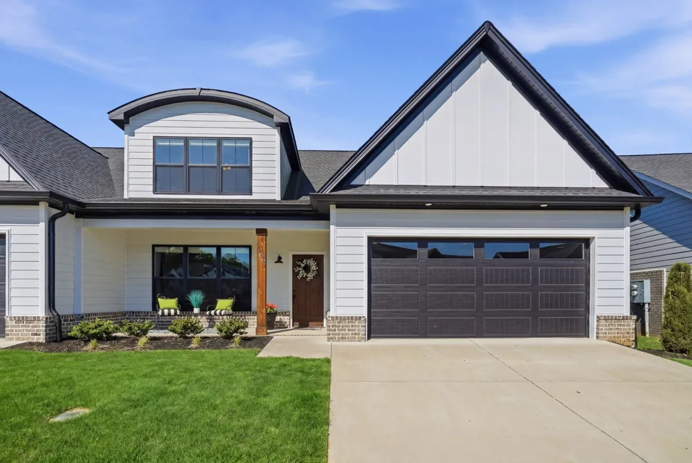1056 Malinda Ln Greenbrier, TN 37073