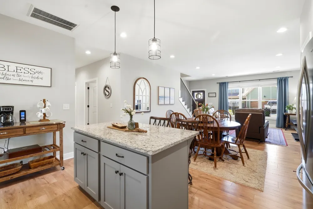 1056 Malinda Ln Greenbrier, TN 37073