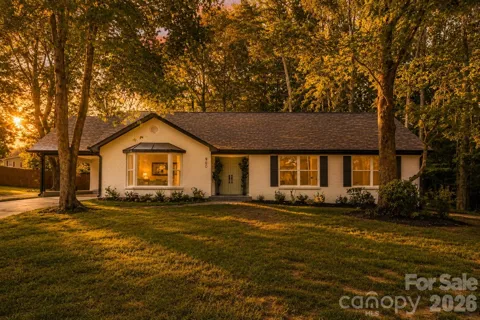 900 Burtonwood Circle
