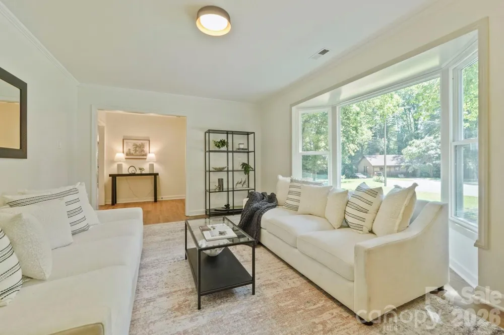 900 Burtonwood Circle Charlotte, NC 28212