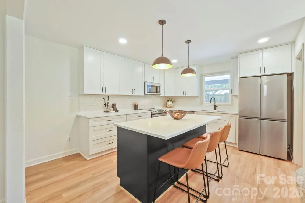 900 Burtonwood Circle Charlotte, NC 28212