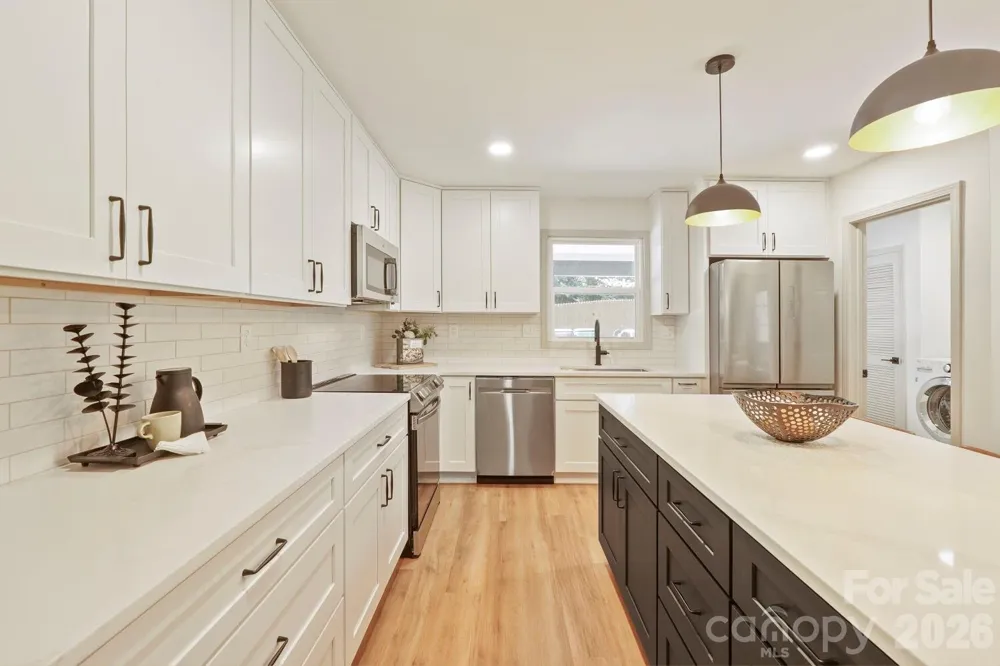 900 Burtonwood Circle Charlotte, NC 28212