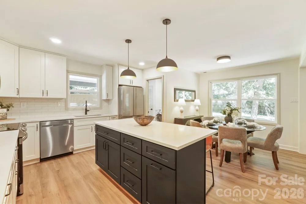 900 Burtonwood Circle Charlotte, NC 28212