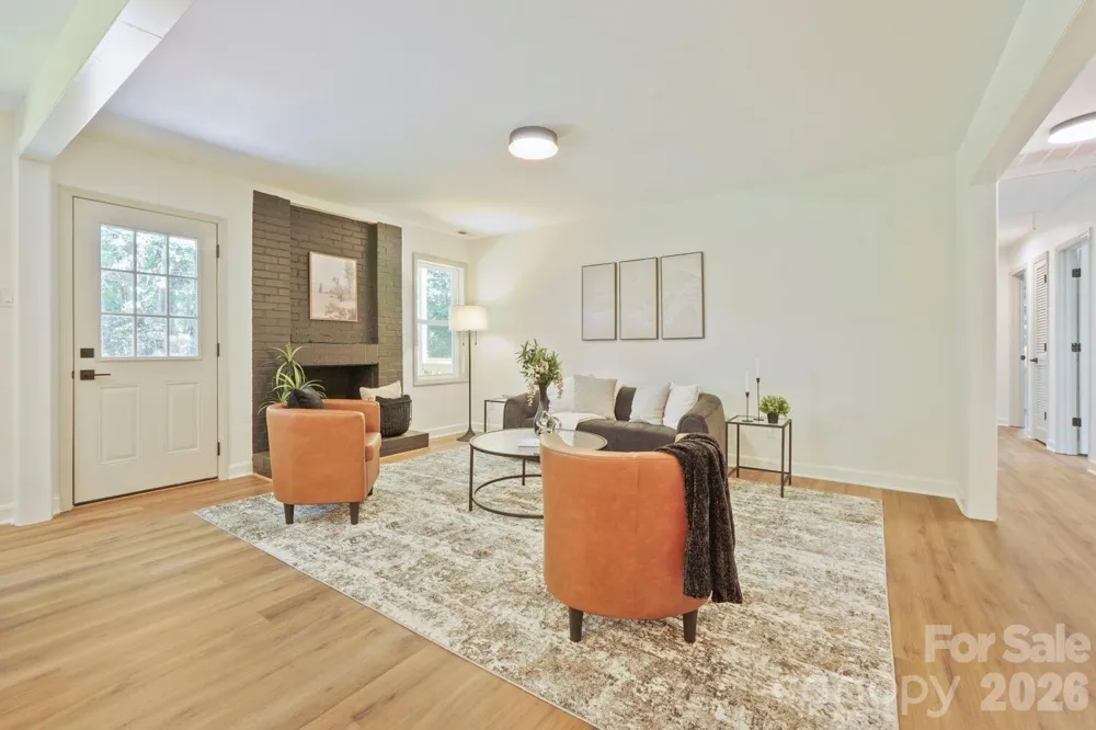 900 Burtonwood Circle Charlotte, NC 28212