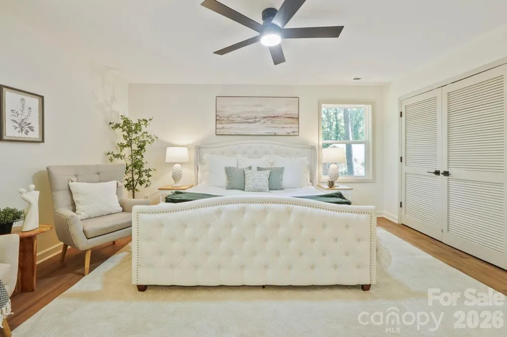 900 Burtonwood Circle Charlotte, NC 28212