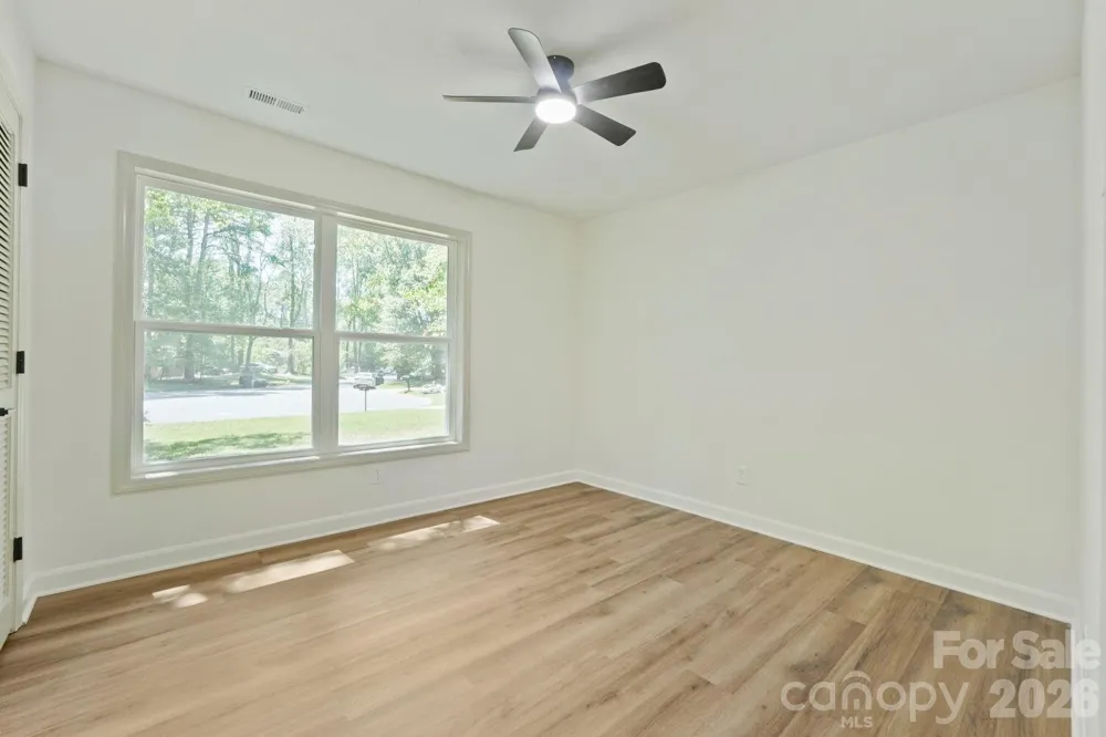 900 Burtonwood Circle Charlotte, NC 28212