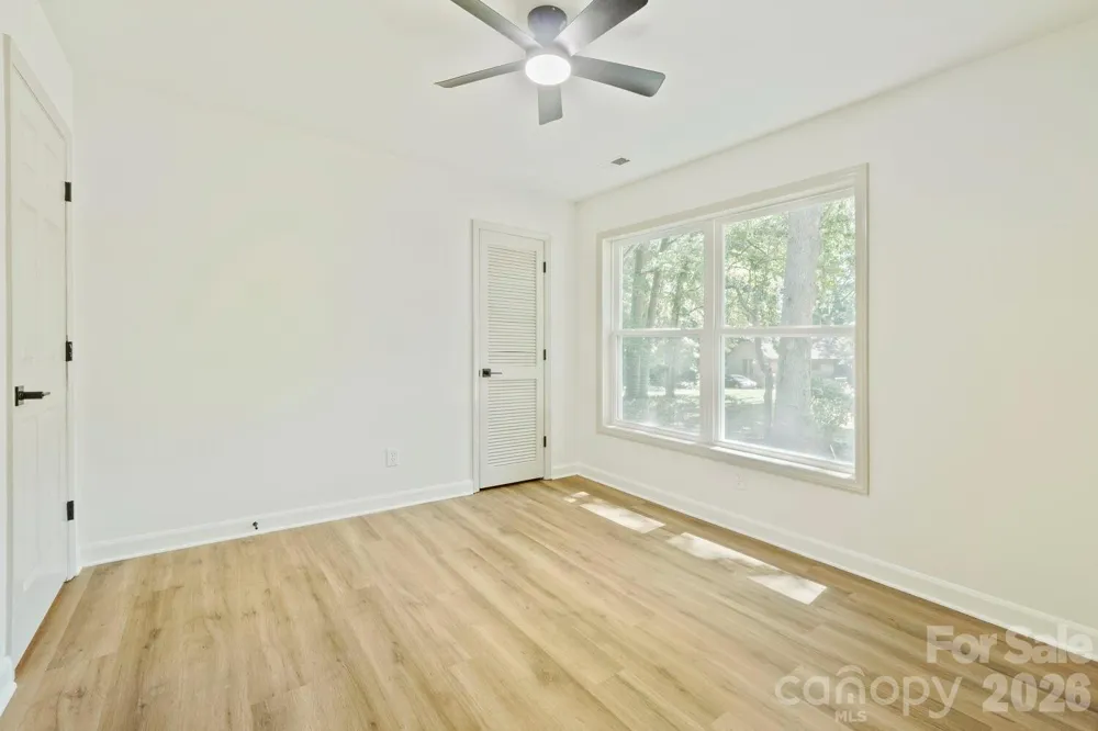900 Burtonwood Circle Charlotte, NC 28212