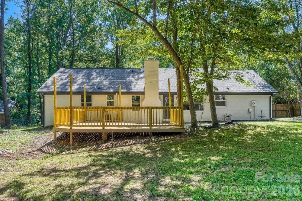 900 Burtonwood Circle Charlotte, NC 28212