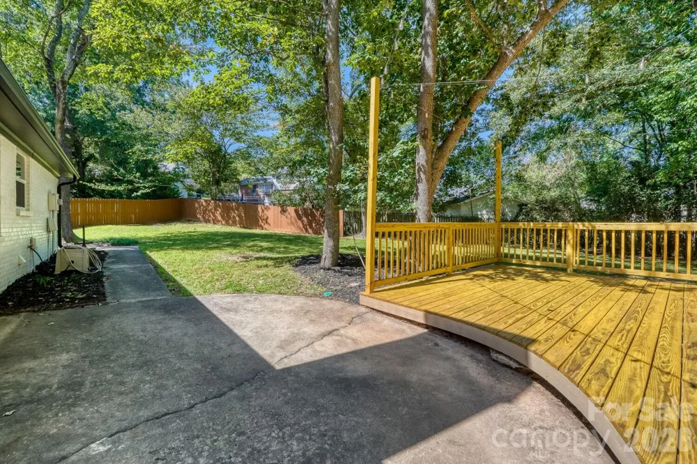 900 Burtonwood Circle Charlotte, NC 28212