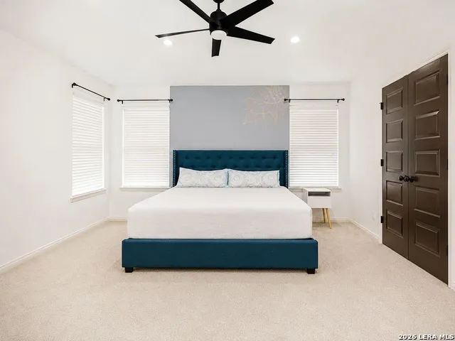 8610 Cantua Crk Helotes, TX 78023