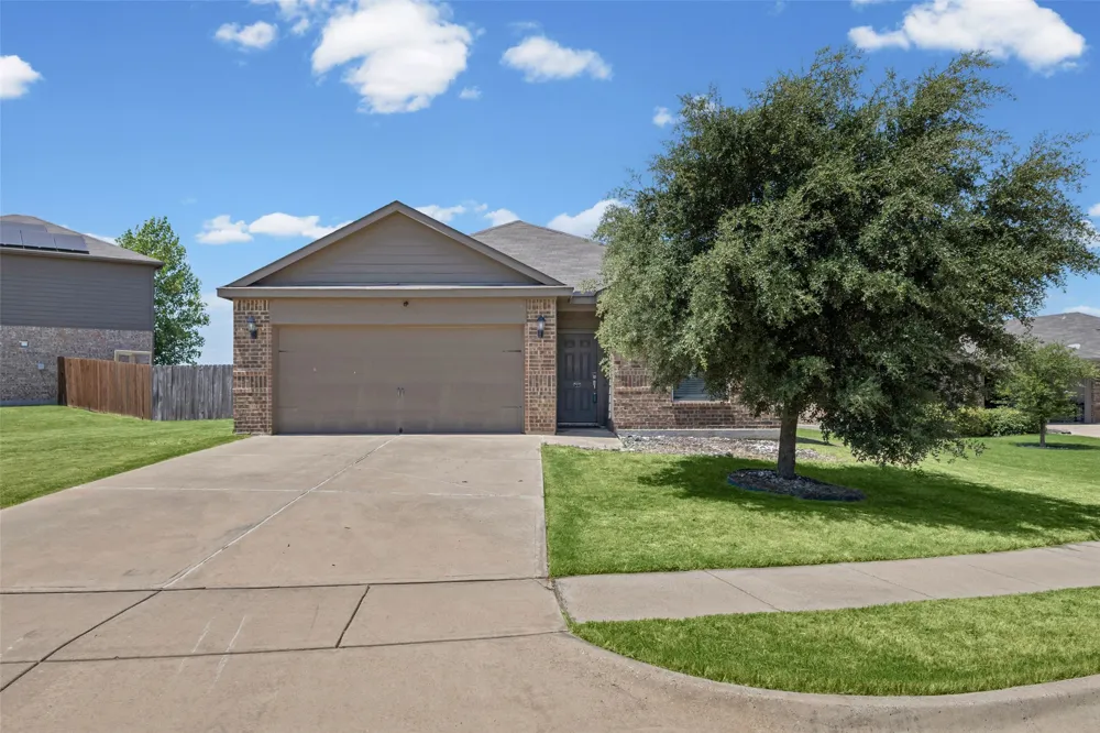 110 Alamo Way Venus, TX 76084