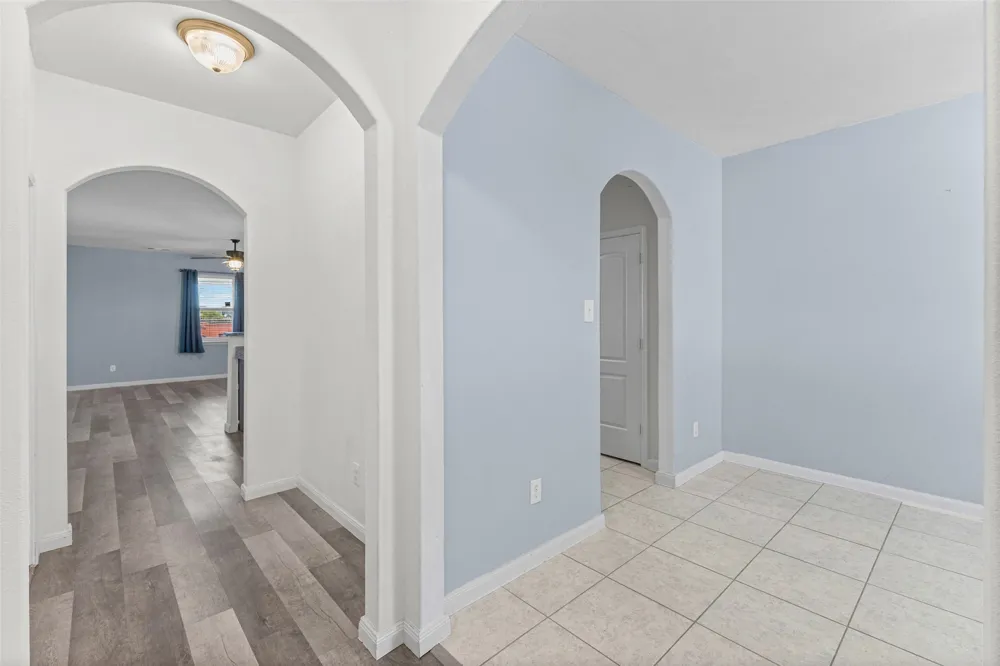 110 Alamo Way Venus, TX 76084