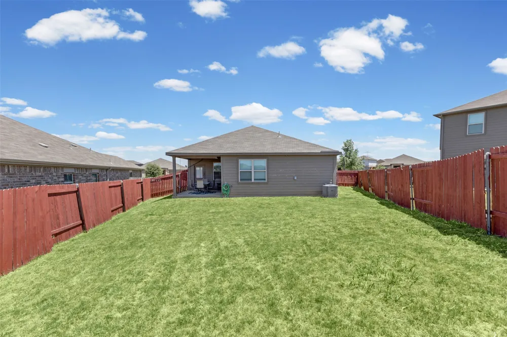 110 Alamo Way Venus, TX 76084