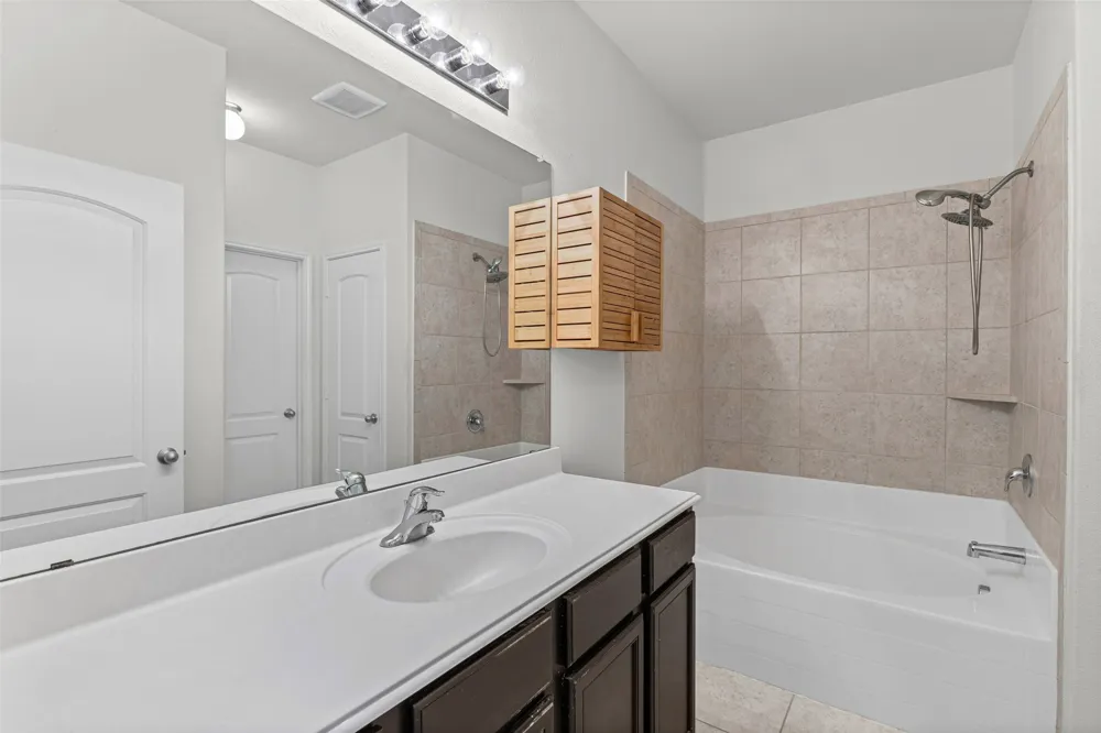 110 Alamo Way Venus, TX 76084