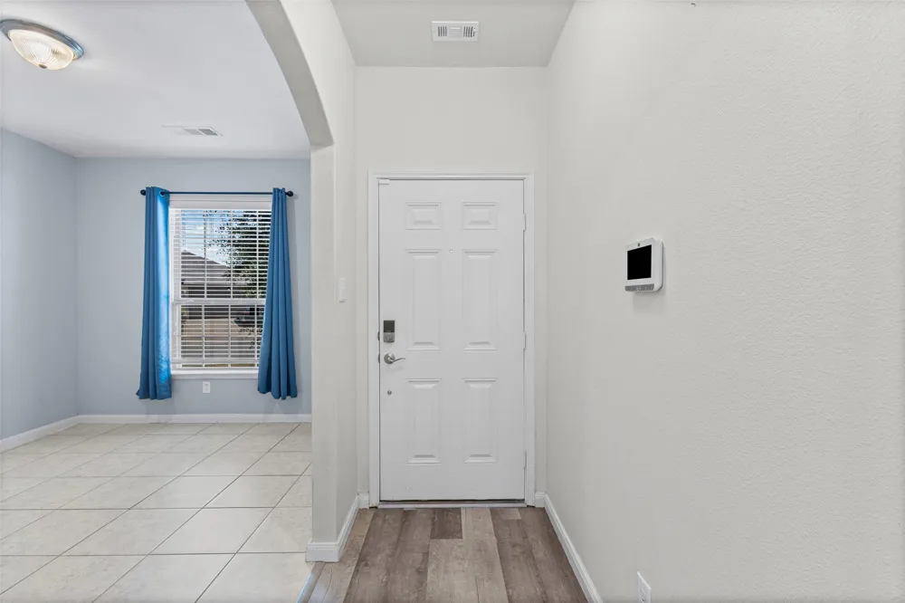 110 Alamo Way Venus, TX 76084