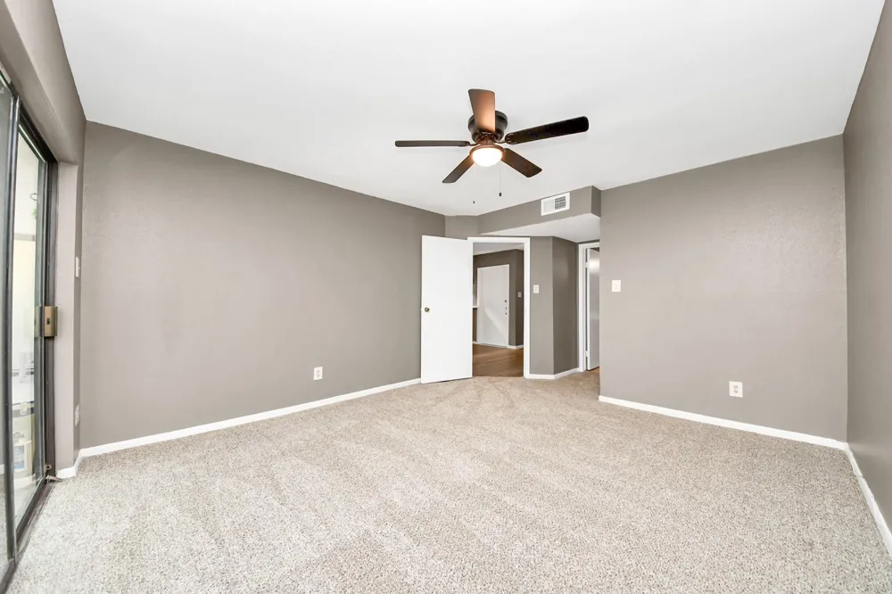 3105 Walnut Bend Ln #32 Houston, TX 77042