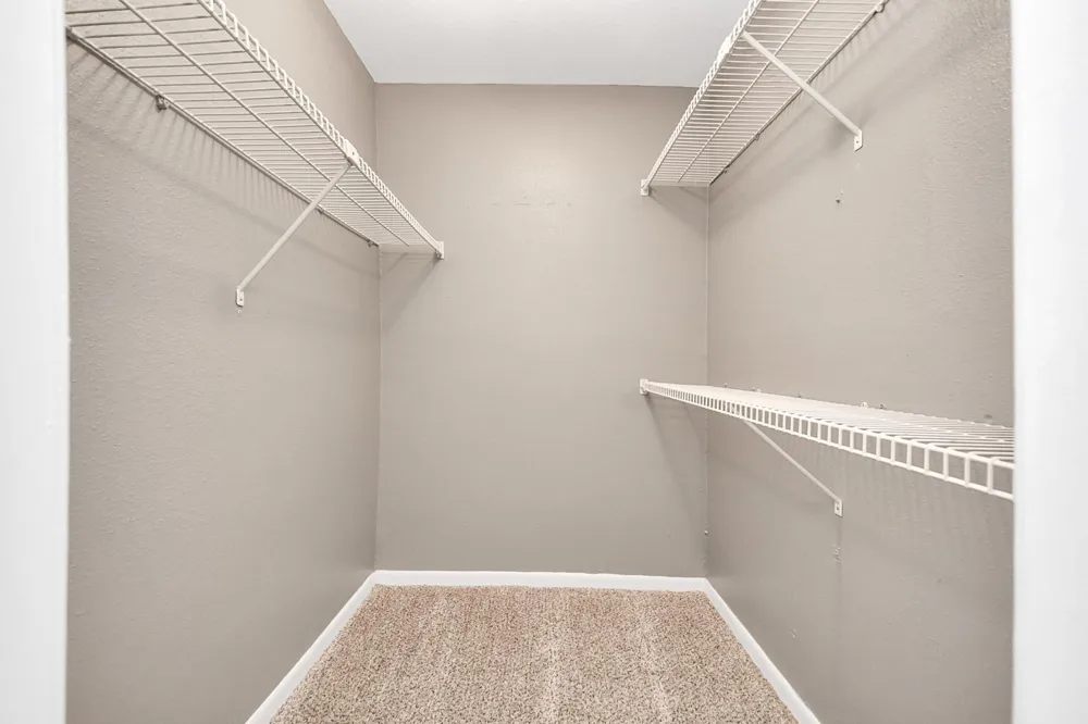 3105 Walnut Bend Ln #32 Houston, TX 77042
