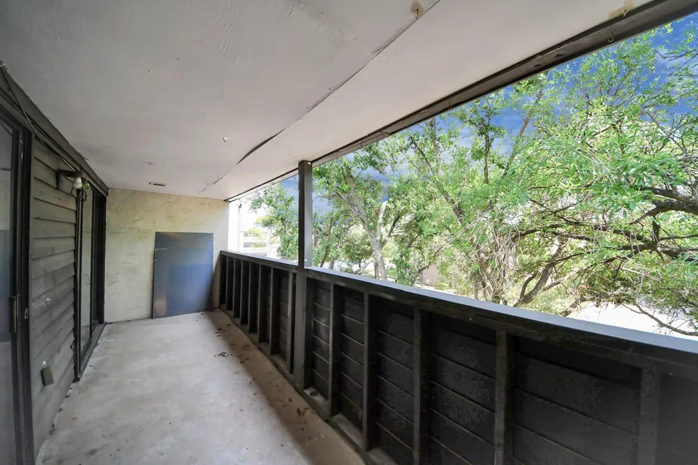 3105 Walnut Bend Ln #32 Houston, TX 77042