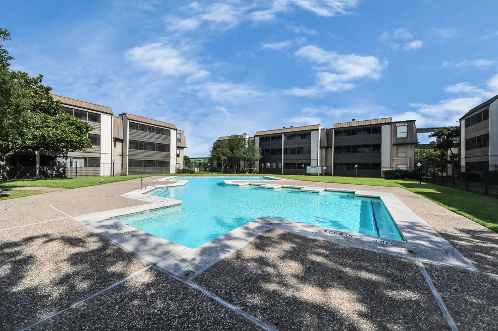 3105 Walnut Bend Ln #32 Houston, TX 77042