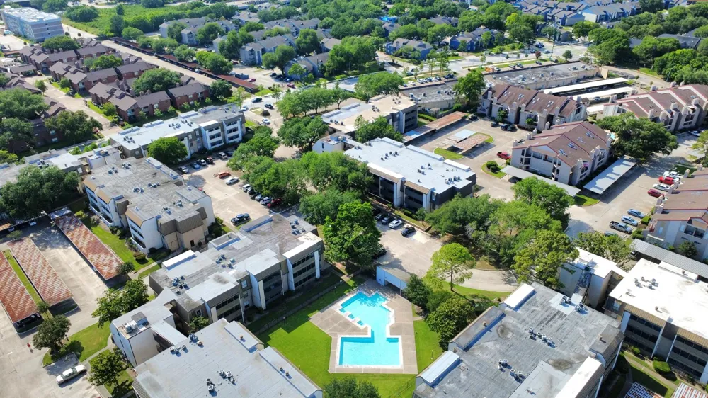3105 Walnut Bend Ln #32 Houston, TX 77042