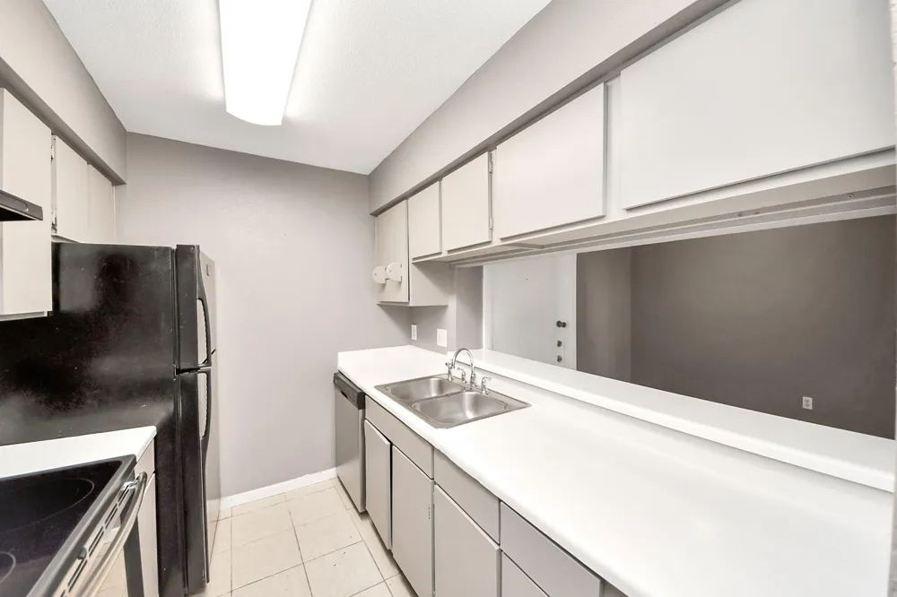 3105 Walnut Bend Ln #32 Houston, TX 77042