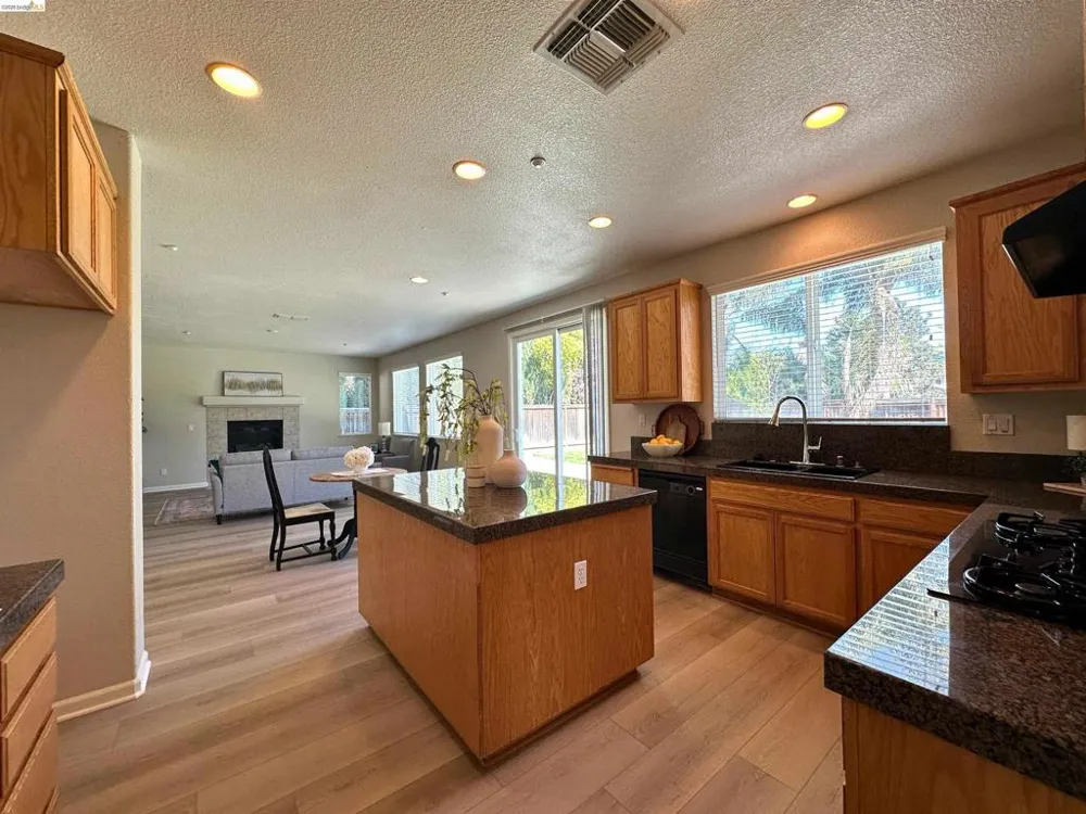 1788 Moreau Way Brentwood, CA 94513