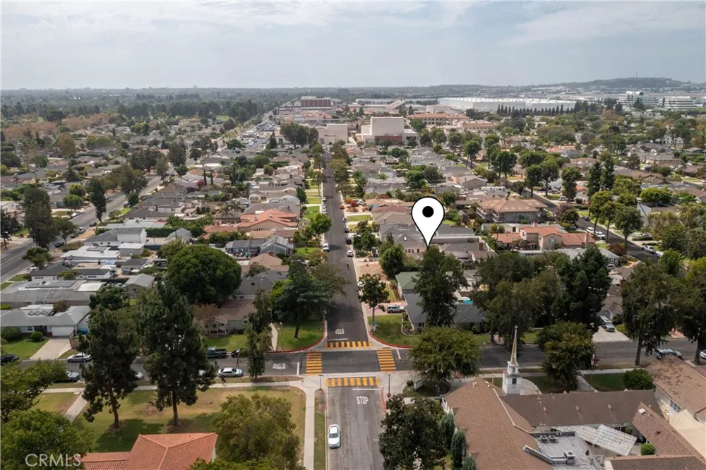 4445 Sunfield Long Beach, CA 90808