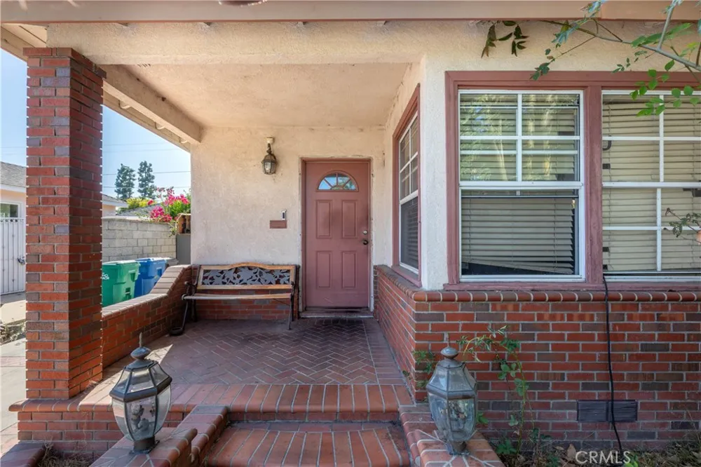 4445 Sunfield Long Beach, CA 90808