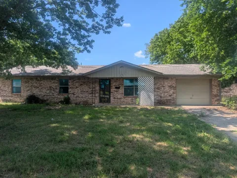 505 W Creek Drive