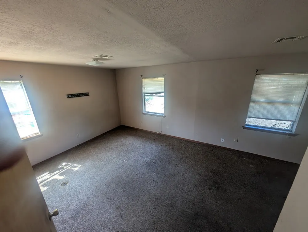505 W Creek Drive Okmulgee, OK 74447