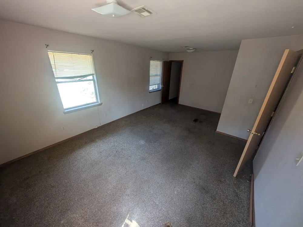 505 W Creek Drive Okmulgee, OK 74447