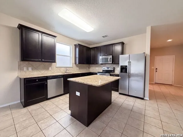 679 TRINITY MDW San Antonio, TX 78260