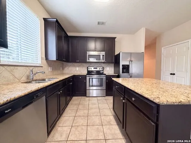 679 TRINITY MDW San Antonio, TX 78260
