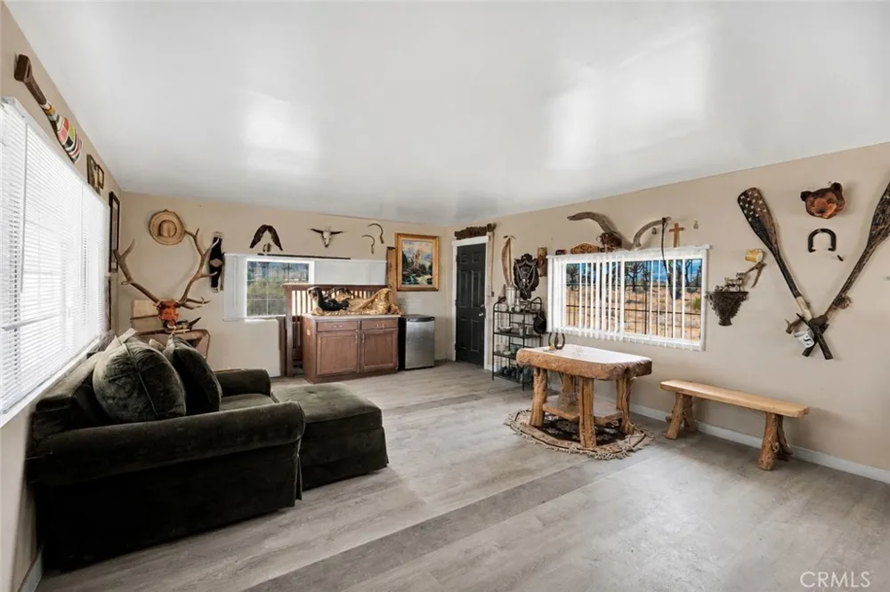 2575 Sacramento Pinon Hills, CA 92372